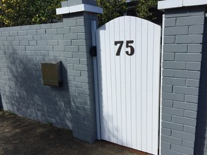 Cottesloe Handyman Pic 5 - Nice new gate and postbox installed Subiaco