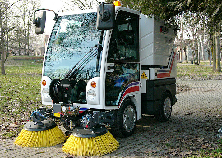 Sweepers Australia Pic 1 - Industrial Scrubber