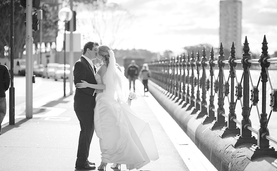 Daniel Suarez Photography Pic 1 - wedding kiss