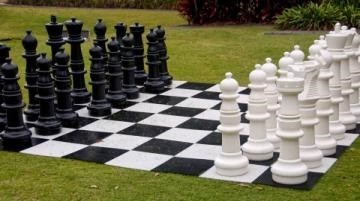 Dream Day Weddings & Event Hire Pic 1 - Giant Chess set