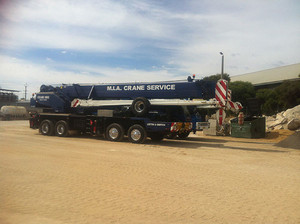 MIA Crane Service Pic 4 - 55 Tonne Slew Crane