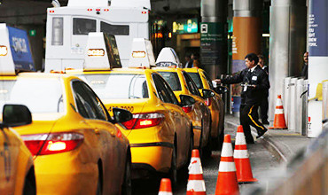 Silver Service Cabs Pic 1 - Taxi Melbourne Airport