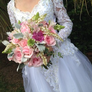 Flowers by the Beach Pic 3 - Wedding Bouquet