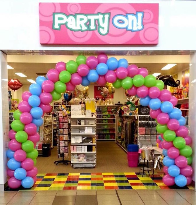 Party On! Pic 1 - One of our balloon arches