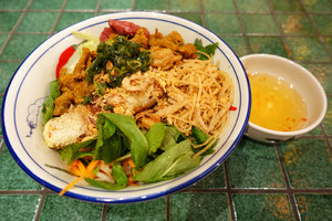 District 8 Pic 2 - Vermicelli bowl