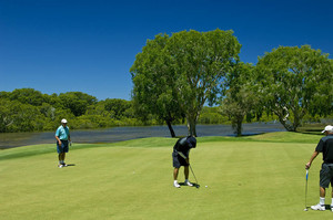 Redland Bay Golf Club Pic 2