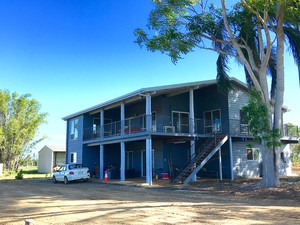 Robertson Farmhouse at Bargara Pic 2