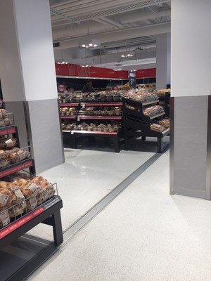 Coles Supermarket Pic 2