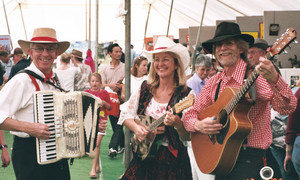 The Baby Boomer Party Band Pic 4 - Roving for Festivals Expos Trade Shows