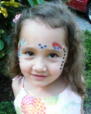 Dazzling Body Art & Crafts Pic 4 - Great for Kids Parties