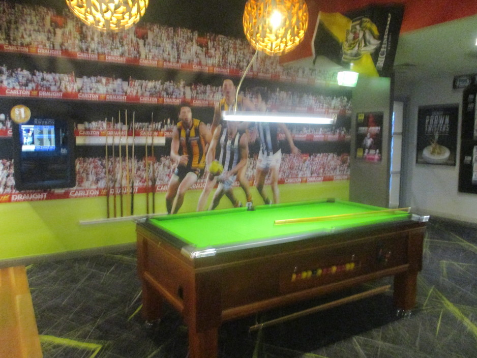 Mountain View Hotel Pic 1 - Pool Table