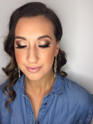 Becci McIvor Mobile Makeup Artist Pic 2 - Formal Makeup