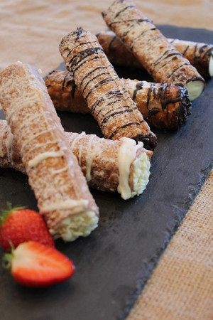 Vse International Pic 3 - Cannoli