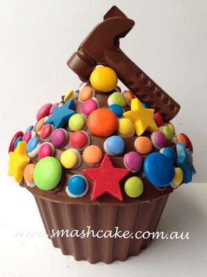 Smashcake Pic 2 - Chocolate shell filled with lollies