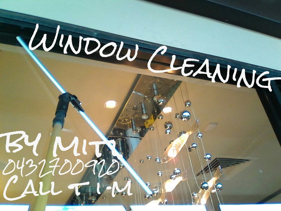 MiTi. Services Window Cleaning Pic 1