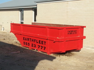 Brian's Skip Bins Pic 5 - 7m skip bin