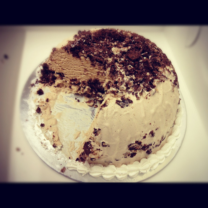 Cold Rock Ice Creamery Pic 1 - Cookies and cream ice cream cake