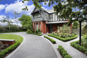 Ian Barker Gardens Pty Ltd Pic 3 - Beautiful traditional garden design to match period home in East Malvern designed and constructed by Ian Barker Gardens