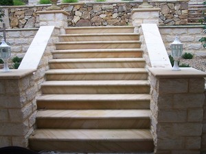 Heritage Landscapes & Paving Pic 2 - custom made sandstone steps