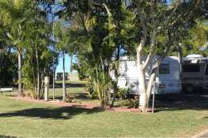 Bundaberg Park Village Pic 3