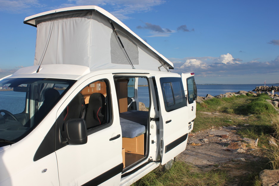 All Seasons Campervans Pic 1 - Fiat Scudo poptop camper