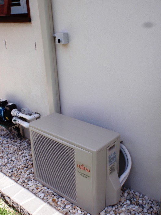 Antlec Electrical Pic 1 - air con and pumps