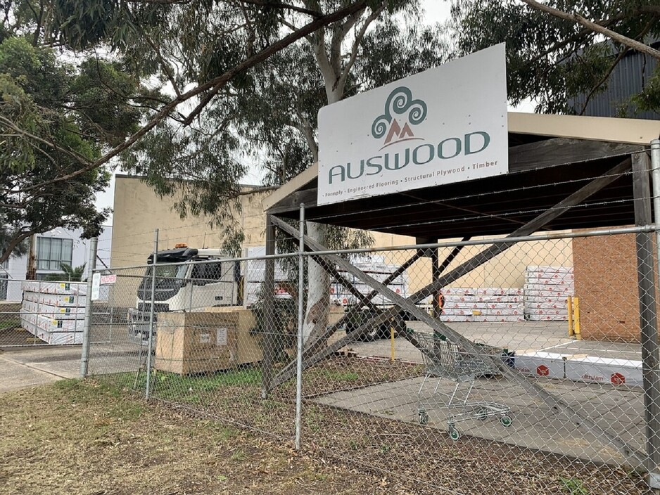 Auswood Pic 1