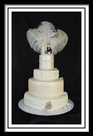 JR Cake Designs Pic 3 - Feather Wedding Cake