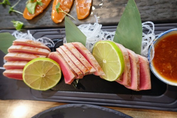 Spice Monkey Pic 1 - Tuna Tataki 19