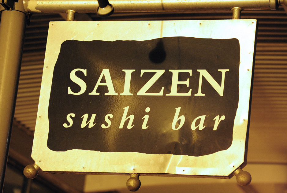 Saizen Sushi Bar Pic 1