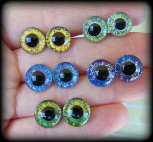 Fur Addiction Pic 4 - Hand Painted eyes