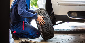 Car Service Dandenong Pic 5 - Tyre Replacement