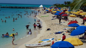 Please Yourself Travel Pic 2 - Chill out beachstyle in Montego Bay Jamaica