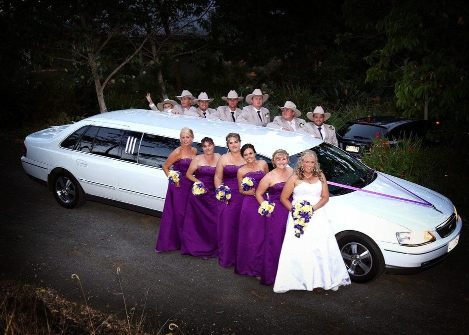 Brisbane Premier Limo and Taxi Service Pic 1 - Wedding Strech