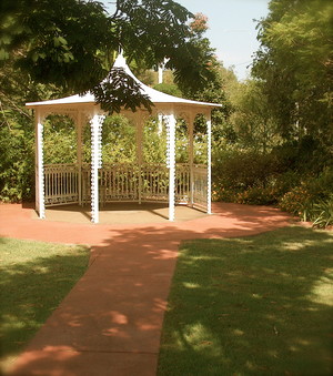 Lloyds Restaurant Pic 3 - Gazebo perfect for outdoor wedding ceremonies