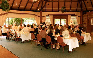 Lloyds Restaurant Pic 4 - We cater for functions conferences and weddings