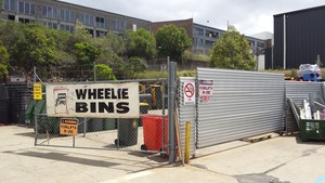 Bris-Bins Pic 3