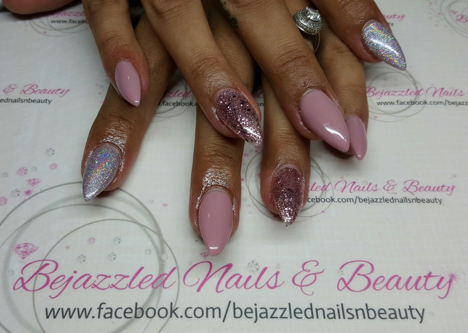 Bejazzled Nails & Beauty Pic 1