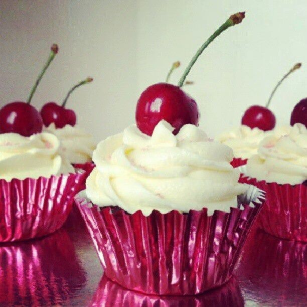 Black Cherry Cupcake Designs Pic 1