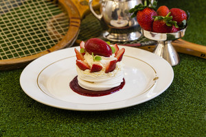 Shingle Inn City Hall Pic 4 - Only available during Winter to celebrate Wimbledon Strawberries Cream