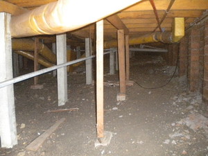 North East Independent Property Inspections Pic 5 - A stick will do Inproper structural support not complying with australian standards