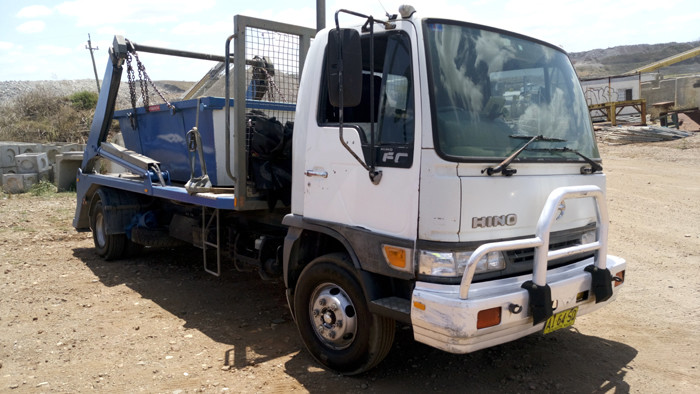 Ninja Skip Bins Pic 1 - HINO skip bin truck with 6T WestTrans Lifter