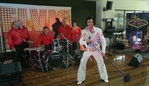 ELVIS Impersonators Pic 4 - Pete Memphis and the Las Vegas Show Band