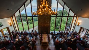 Fairmont Resort & Spa Blue Mountains Pic 3 - Embers Restaurant experience a fusion of local flavours in a cozy casual atmosphere as you dine by the iconic stone fireplace