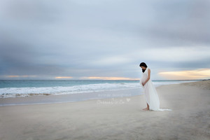 Onesies & Co Portrait Photography Pic 3 - Maternity photography Perth