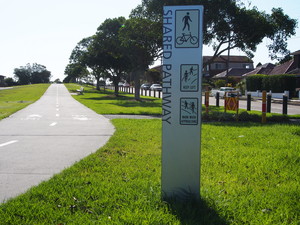 Ergon Consulting Pic 4 - Share pathway foot and bike users at Heffron Park Randwick