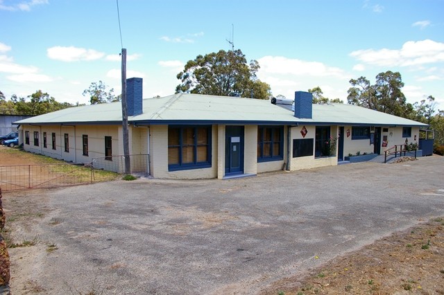 Rocky Gully Pub Pic 1 - Welcome to the rocky gully pub everyone is welcome