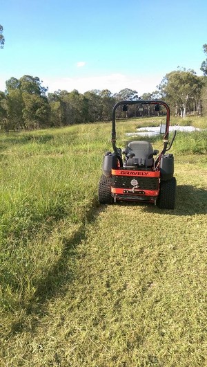 Redlands Lawn Service Pic 3 - Acreage ride on Mowing and slashing and even overgrown