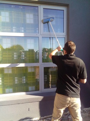 K.C Window Cleaning Service Pic 5