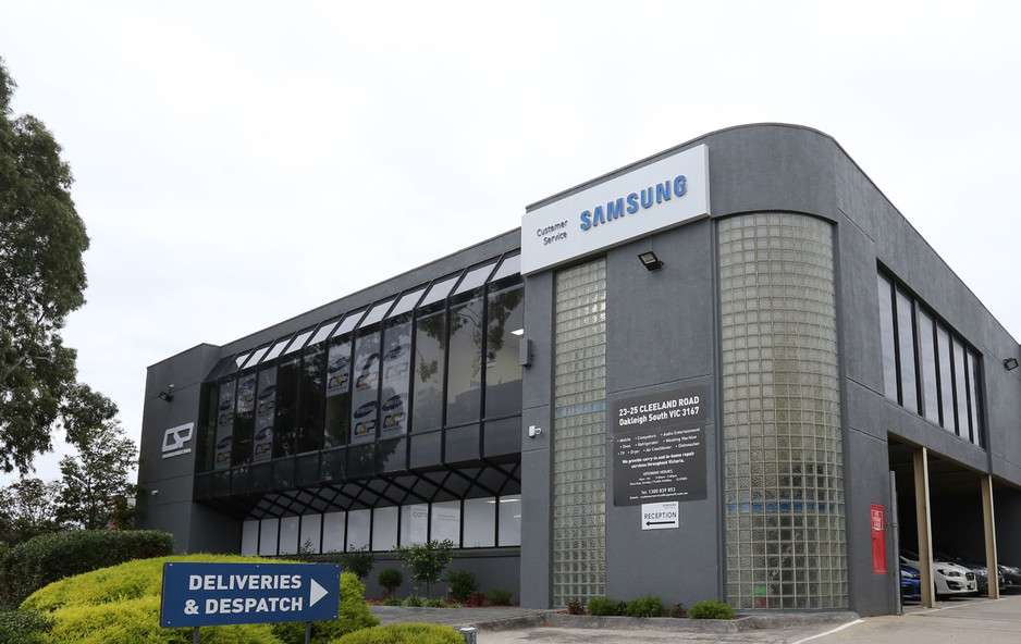 Samsung Customer Service Plaza Pic 1